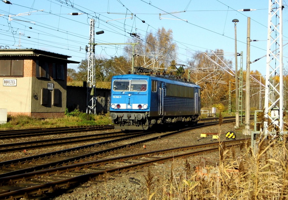 Am 08.11.2015 Rangierfahrt von der 155 045-9 von der Press in Borstel .