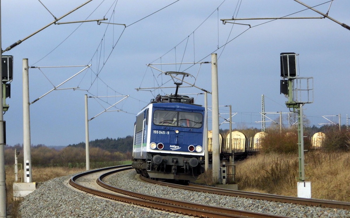 Am 10.02.2016 die 155 045-9 von der IntEgro (Press) aus Richtung Borstel und fuhr weiter in Richtung Stendal .