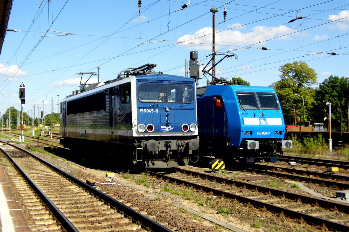 Am 20.07.2016   die 155 045-9 von der IntEgro (Press) und die 145 030-7 von der Press in Stendal   .
