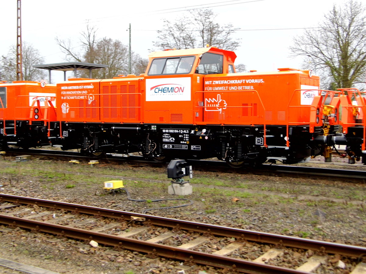 Am 29.03.2017  die 1002 014-1 von der DAL Deutsche Anlagen-Leasing GmbH & Co. KG, in Stendal . 