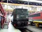 Am 30.08.2014 stand die 142 001-7 von der Press ( ex MTEG ) im Werk Dessau .